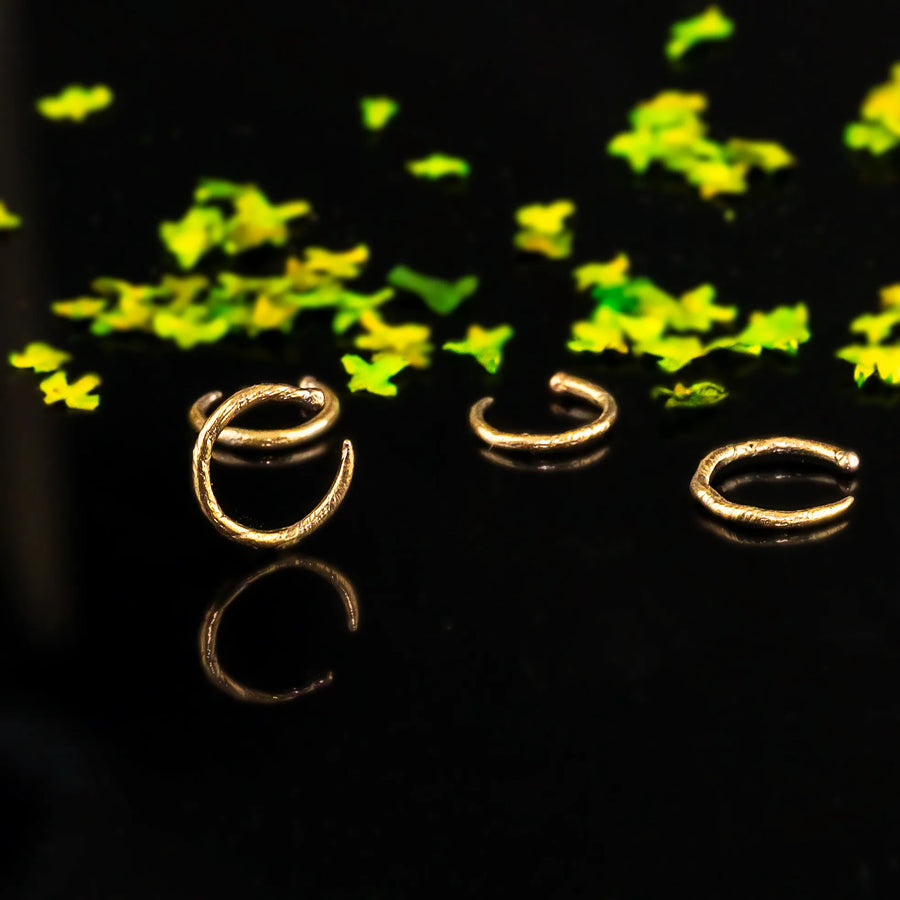 Vitis Daintis-14K Gold Nose Ring With Vine Styling