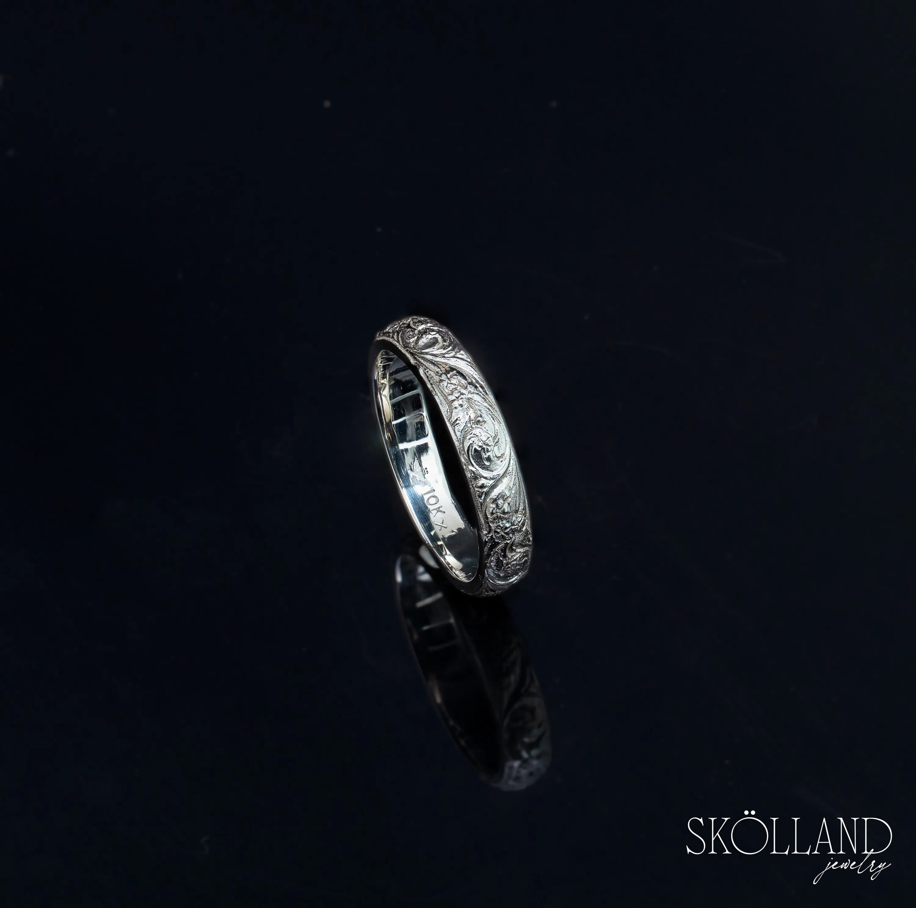 Victorian Garden Ring in Gold