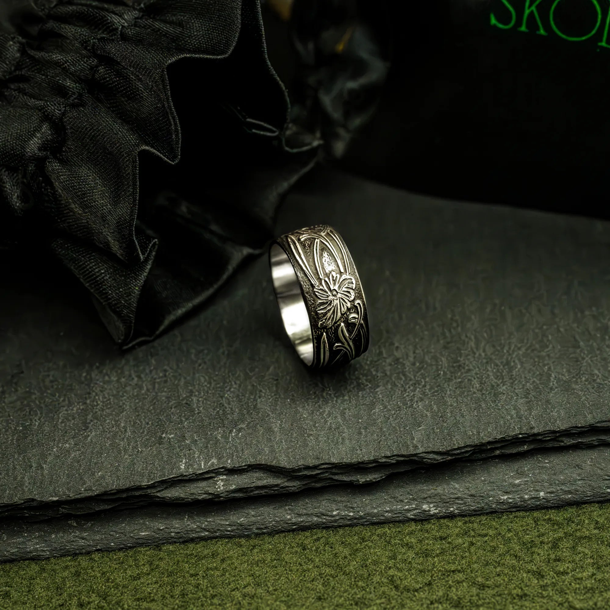 silver floral art deco style ring. This band is wide and would make a great gift