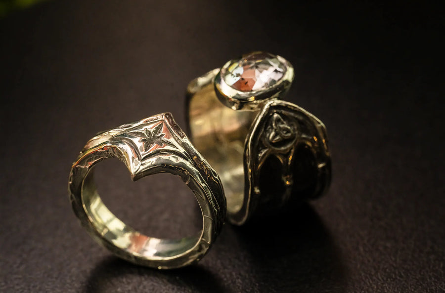 Realtas Vault-Sterling Silver or Gold Ring