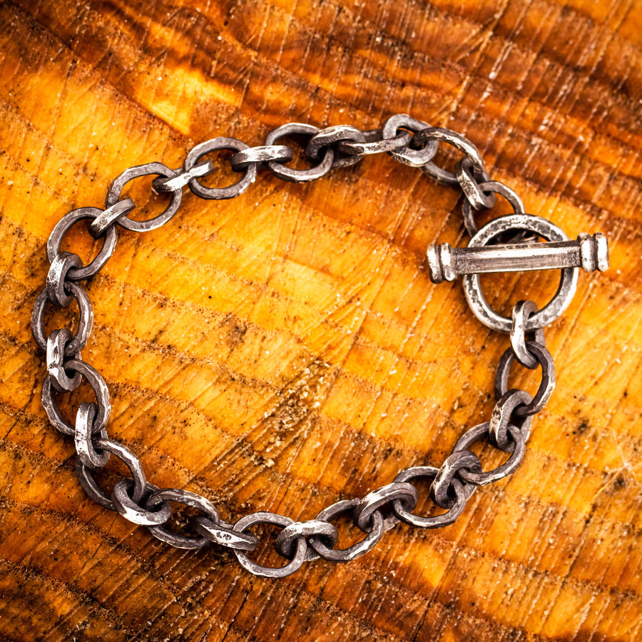 Wohin ich auch gehe – Handgefertigtes ovales Kettenarmband mit Knebelverschluss – Argentium-Sterlingsilber