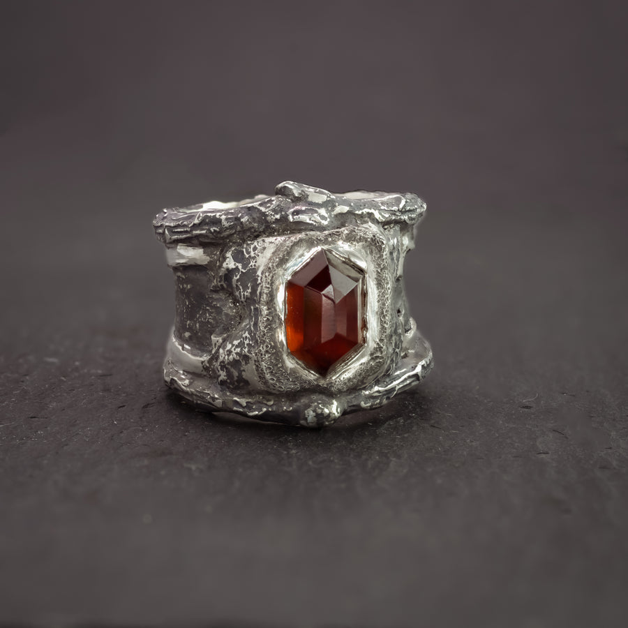 Bessas Ring-935 Sterling Silver, Garnet & Patina