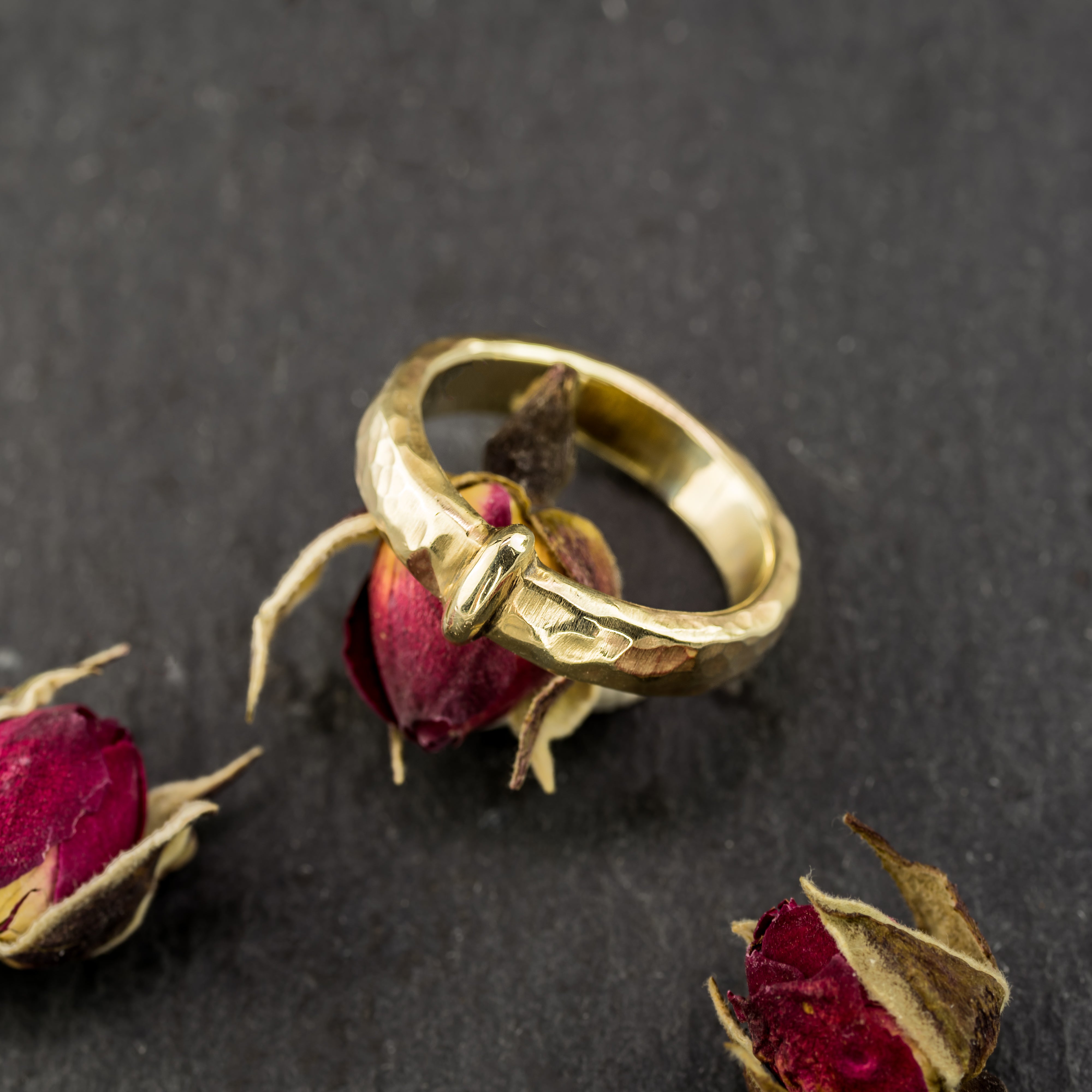 Le porte-clés des forgerons dans votre choix d'or jaune 10K ou 14K