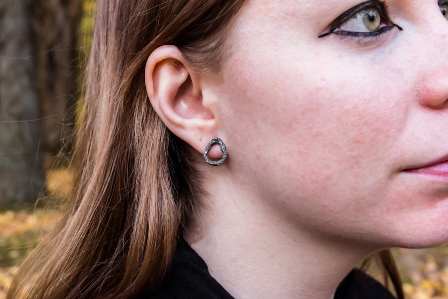 Triota Drop Earrings