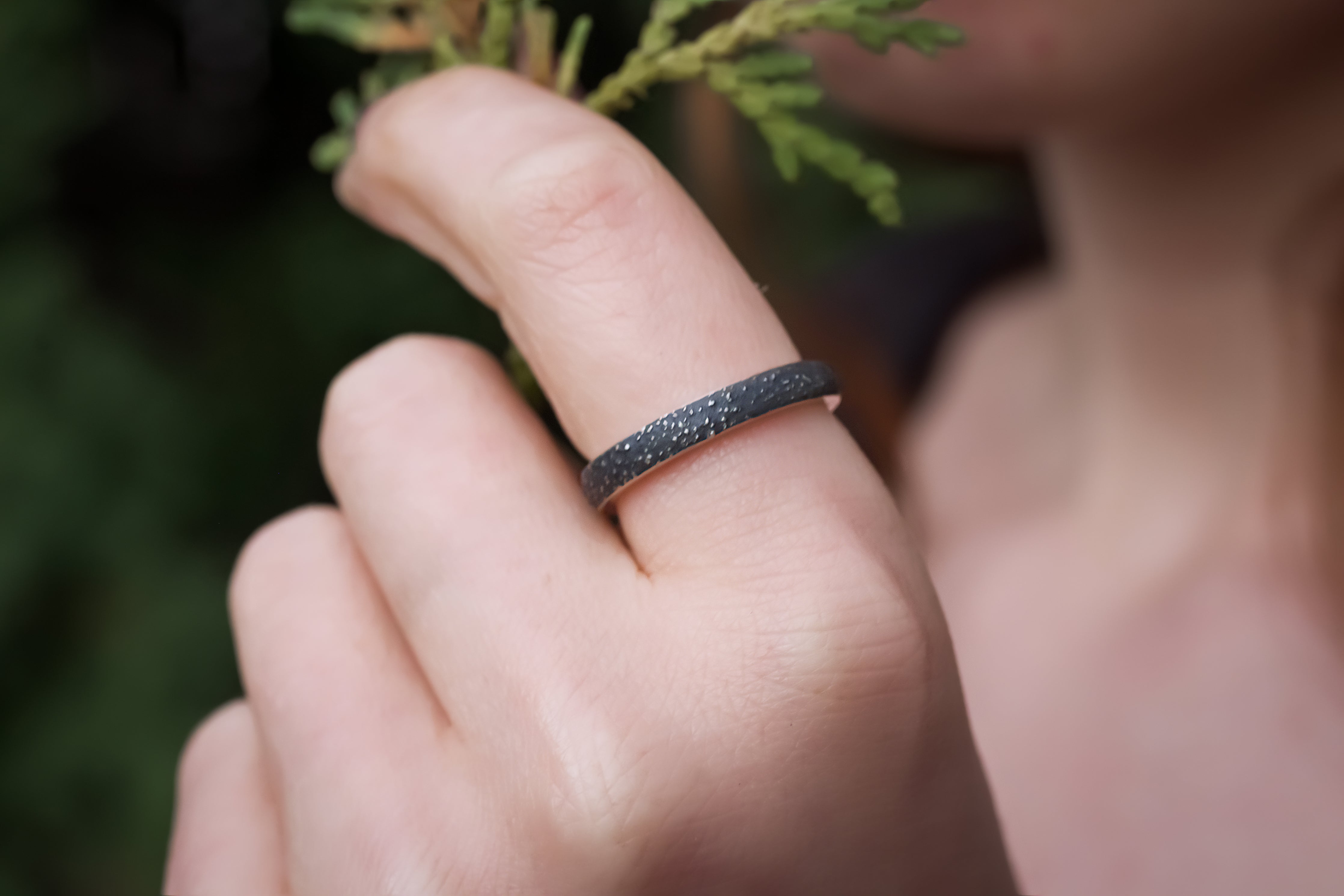 Bague poussière d'étoiles en argent ciel nocturne