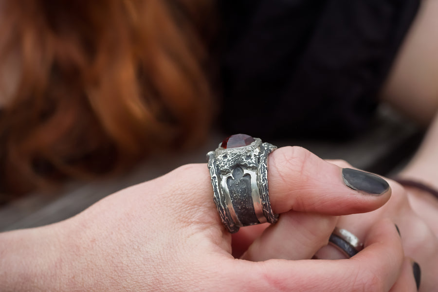 Bessas Ring-935 Sterling Silver, Garnet & Patina