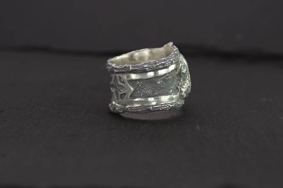 Bessas Ring-935 Sterling Silver, Garnet & Patina