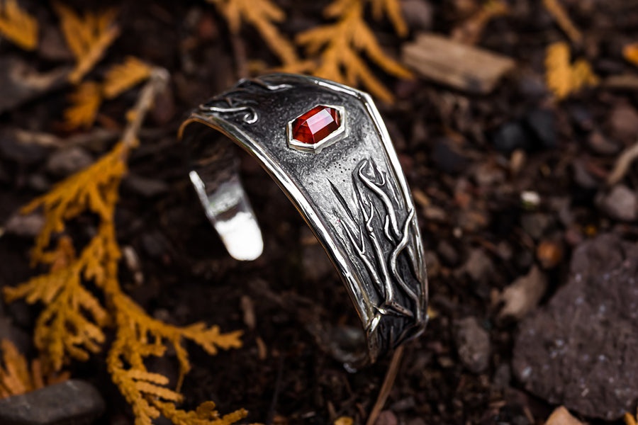 Devoro Cuff-935 Sterling Silver, Patina & Hessonite Grenat