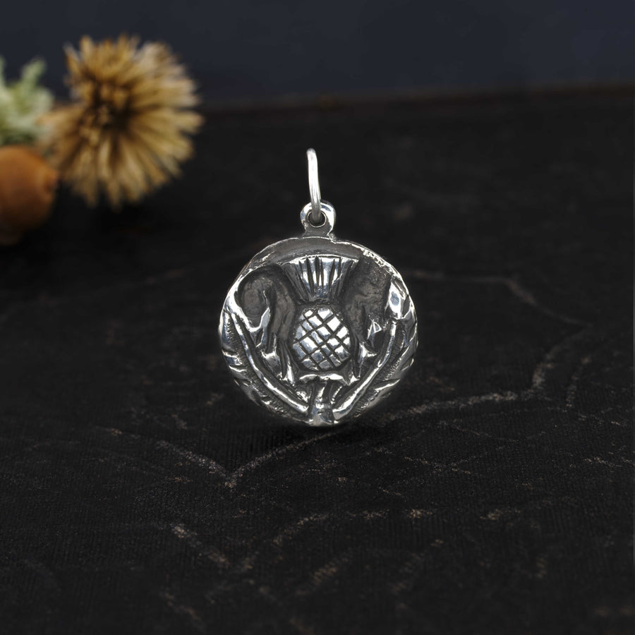Distel-Charm aus Argentium-Sterlingsilber oder 14-karätigem Gold